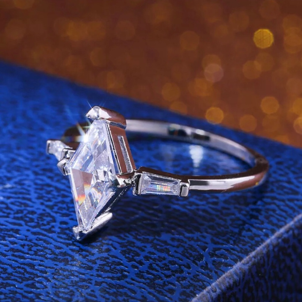 NWT Marquis Cut Sapphire Ring - Picture 7 of 7